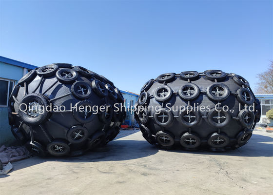 جودة ISO 17357 Certified Pneumatic Rubber Fender with Natural Rubber Cover and 50Kpa/80kpa Working Pressure المصنع