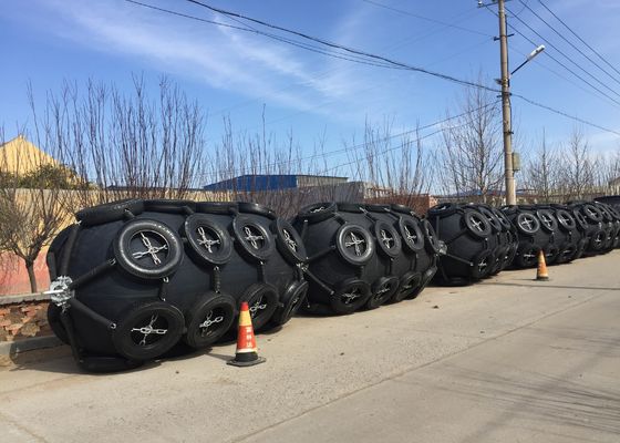 جودة حاجز مطاطي بحري أصلي متين للغاية وطويل الأمد مع معيار ISO 17357 2014 مصنع