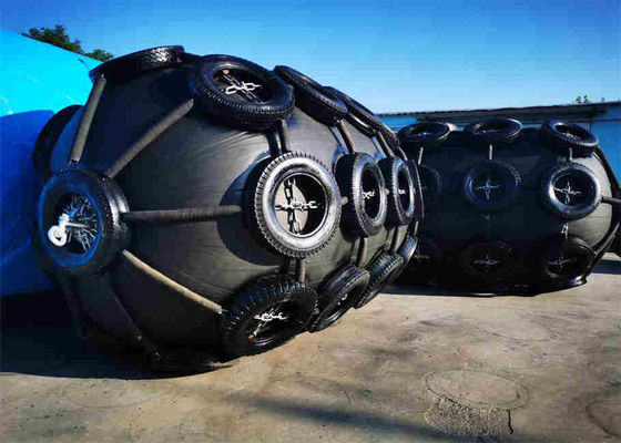 جودة درابزين مطاطي هوائي مخصص 50Kpa 80Kpa لحوض بناء السفن مصنع