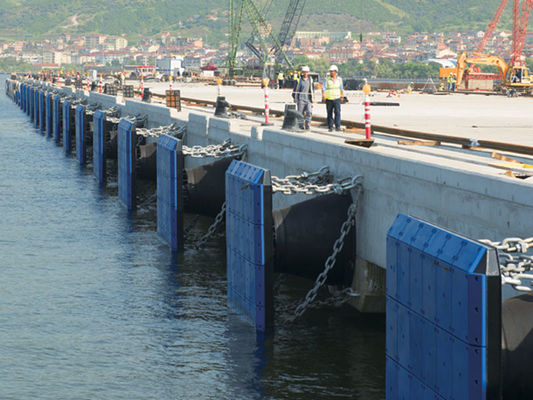 جودة وسادة مطاطية لسفينة بحرية من النوع المخروطي ، مصدات مطاطية للقارب المخروطي مصنع
