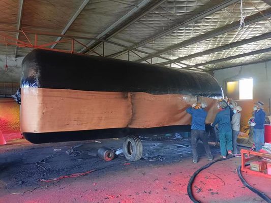 جودة 2.3 * 6.2m مصدات مملوءة بالرغوة غير قابلة للغرق مع شبكة سلسلة وكثافة رغوة 70 كجم / متر مكعب مصنع