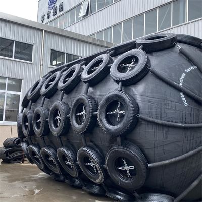 جودة Three-Year Warranty Pneumatic Rubber Fender 2.0*4.5M For Dock Anti-Collision مصنع
