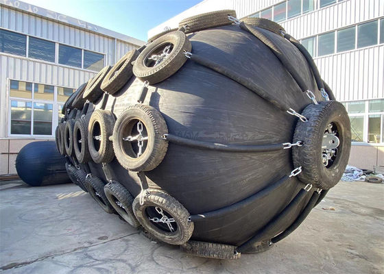 جودة يوكوهاما النوع STS STD مطرقة مطاطية منوعة مطرقة بحرية مع شبكة إطارات مصنع