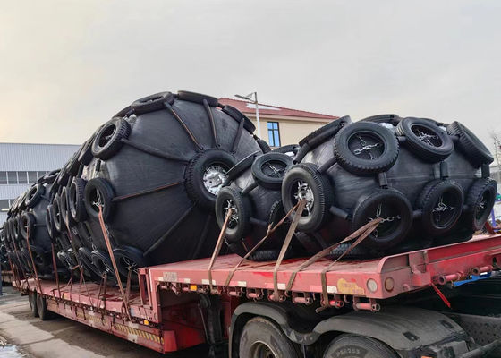 جودة 6 to 12 Years Design Life Pneumatic Marine Fender with 50kPa/80kPa Working Pressure for Ship-to-ship and Ship-to-dock Protection المصنع