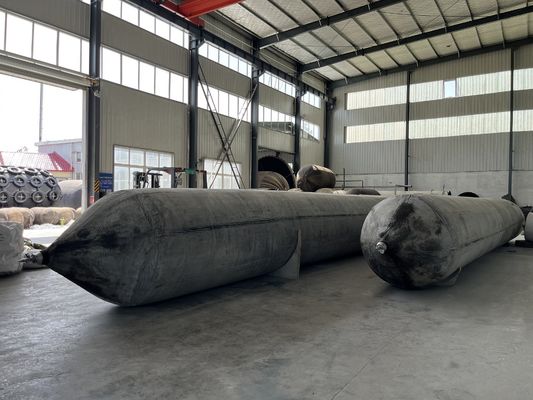 جودة High Pressure Resistance Inflatable Marine Airbags Cylindrical Type Offering Performance For Ship Launching Cargo Handling مصنع