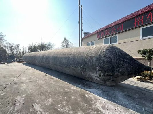 جودة قوة المطاط والألياف الاصطناعية الملاحية المطاط الهوائي المضخم باستخدام الهواء المضغوط مثالية لرفع البحرية وإطلاق التطبيقات مصنع