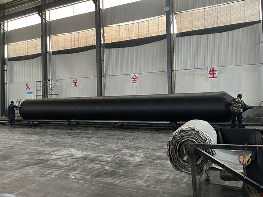 جودة Inflatable Barge Docking Airbag Pressure Range 0.2-0.4Mpa Provide Safe Protection During Barge Mooring Docking مصنع