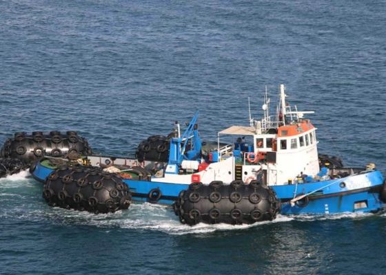 جودة STS Operation Hydro Pneumatic Fender، 1 - 10M طول القوارب التجارية المصدات مصنع