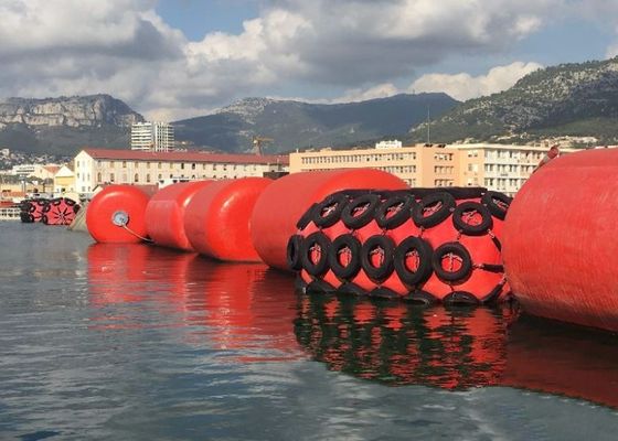 جودة ISO 17357 Certified EVA Foam Filled Fender with Customizable Density 70-110kg/m³ and 0.5m-4.8m Diameter for Marine Use المصنع