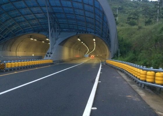 جودة ضوء - يعكس حاجز السلامة حاجز الأسطوانة المواد المركبة البوليمر مصنع