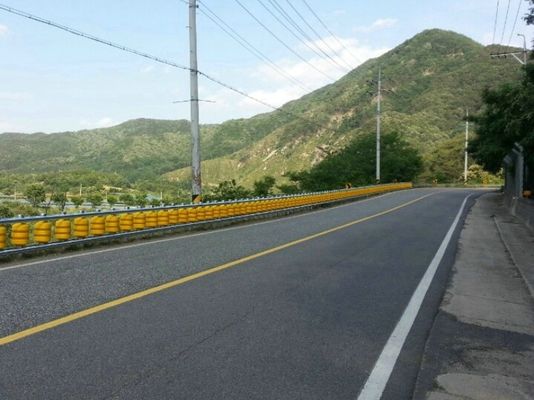 جودة انفصال المواد إيفا الأسطوانة تحطم الحاجز ، وسيطة الشريط المتداول الحرس الحاجز مصنع