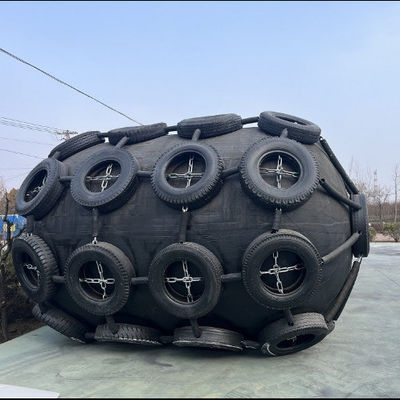 جودة ISO 17357 Certified Natural Rubber Pneumatic Fender with 50Kpa Working Pressure for Marine Safety المصنع