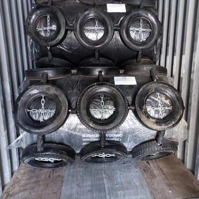 جودة Customized Design Foam Filled Fender with 1 M~12 M Length and 0.5 M~4.8 M Diameter for Marine Applications مصنع