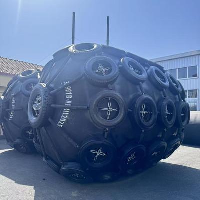 جودة CCS/BV/LR/DNV Certified High-Quality Black Pneumatic Rubber Fender – Ideal for STS/STD Marine Operations مصنع