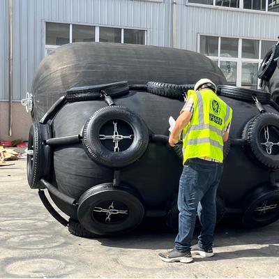 جودة ISO17357 Ship to Dock Marice Equipment Pneumatic Rubber Fender مصنع