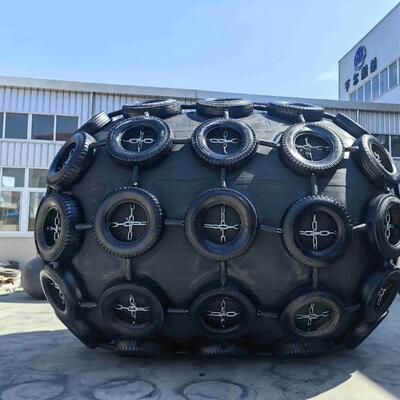 جودة Pneumatic Rubber Fender For Marine Service مصنع