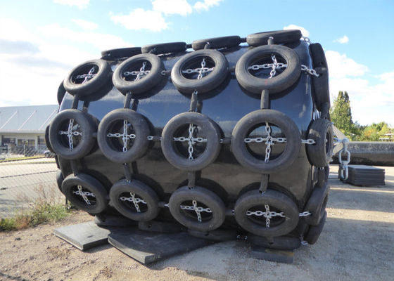 جودة Low Maintenance Required UV Resistant And Corrosion Resistant Foam Filled Fender with High Energy Absorption Capacity for Marine Floating Fender المصنع
