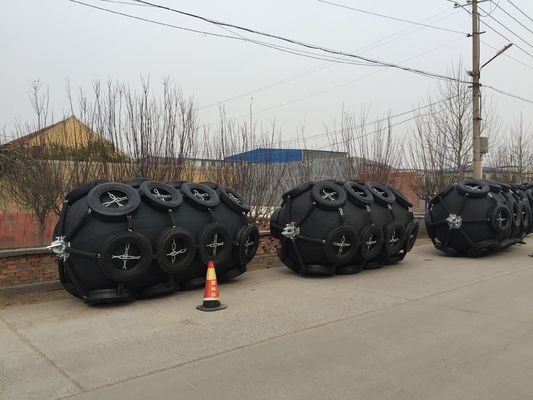 جودة قطاع القارب المطاط الهوائية البحرية الحاجز الأسطوانة مصدات رصيف البحرية مصنع