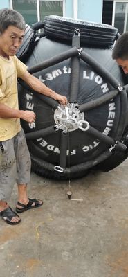 جودة يوكوهاما نوع الحاجز المطاطي البحري مصدات الرصيف البحري بقطر 0.5 م -3.3 م مصنع