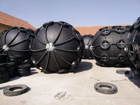 جودة مصدات مطاطية تعمل بالهواء المضغوط وشبكات حبل عائم درابزين هوائي بحري د نوع الحاجز مصنع