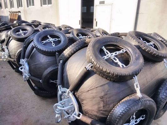 جودة درابزين مطاطي عائم قابل للنفخ يوكوهاما هوائي بحري مع شبكة سلسلة مصنع