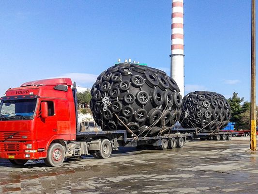 جودة مصدات مطاطية تعمل بالهواء المضغوط وشبكات حبل عائم درابزين هوائي بحري د نوع الحاجز مصنع