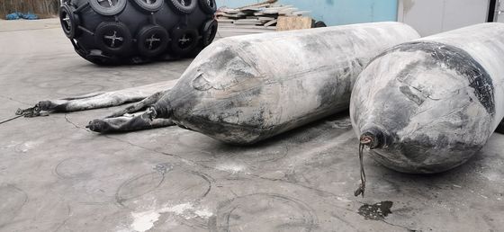 جودة أكياس هوائية مطاطية ذات ضغط منخفض للرفع الثقيل تستخدم وسادة هوائية بحرية من المطاط المطاطي مصنع