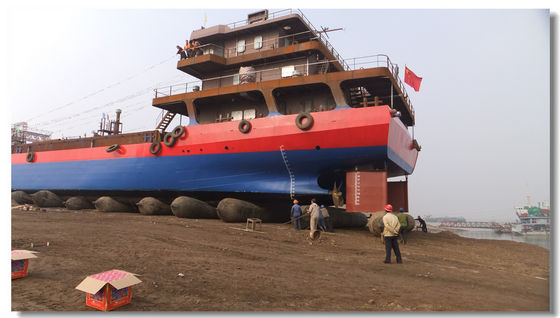 جودة إطلاق سفينة وسائد هوائية إنقاذ بحرية 250T / M ورفع الوسادة الهوائية مصنع