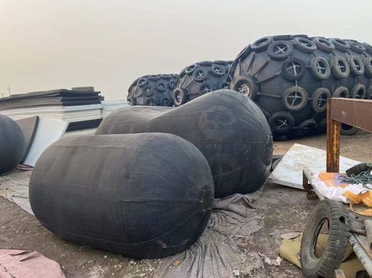 جودة يوكوهاما نوع عائم هوائي بحري درابزين ملحقات مطاطية للسفن مصنع